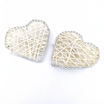 Rattan szív sztrasszos 9 cm 12 db/csomag
