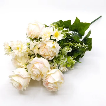 Rózsa + virág x12 +zöldek 50 cm H70848, krém