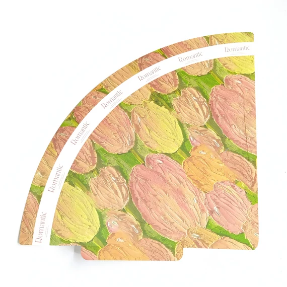 Papírtölcsér festett tulipán mintával 48 × 35 cm – 10 db/csomag