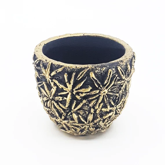 Areus kaspó 9x8 cm