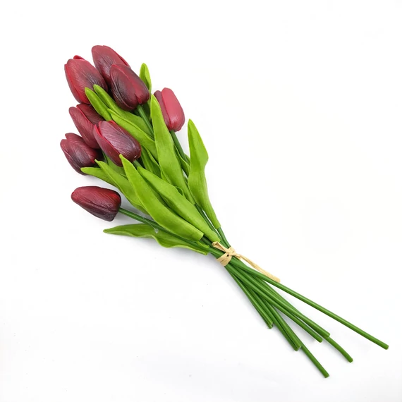 Tulipán gumi 10 szál / csokor, bordó