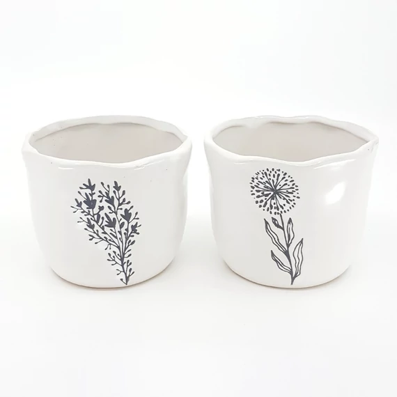 Kaspó – virágmintás, 10 cm, szürkés