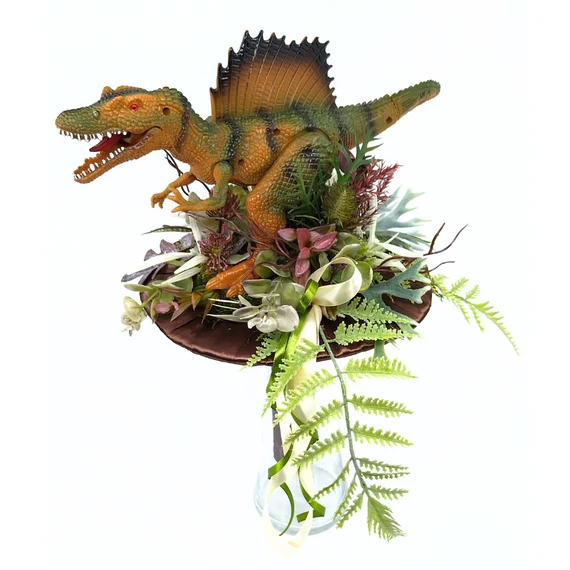 Ballagási csokor zöld-barna Spinosaurus dínóval, barna csokortartóval, műzöldekkel