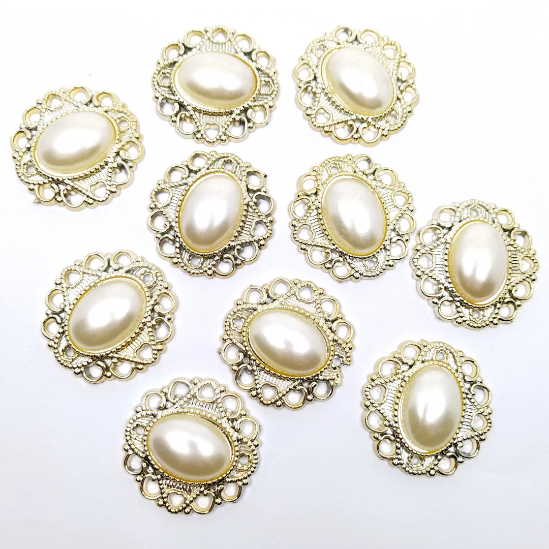 Bross kerek 10 db 4x4 cm, arany ovális gyönggyel