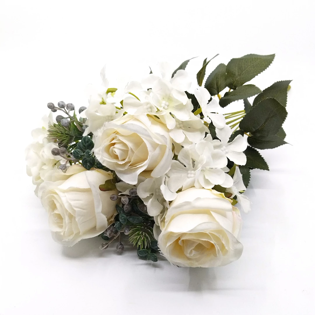 Rózsa+hortenzia pasztel csokor 43 cm, fehér
